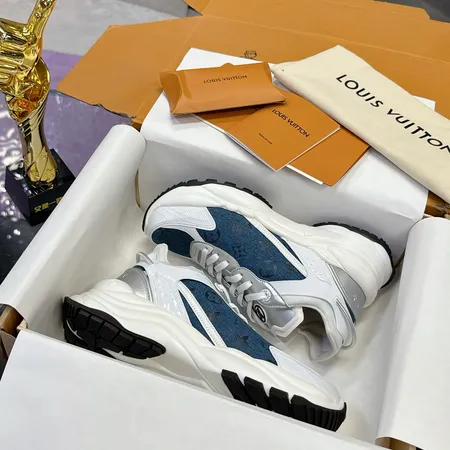 ルイヴィトン スニーカー