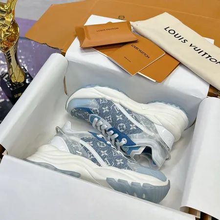 ルイヴィトン スニーカー