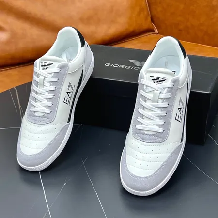 アルマーニ カジュアルシューズ