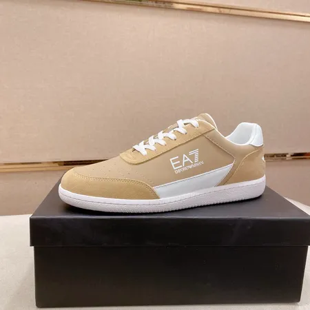 アルマーニ カジュアルシューズ