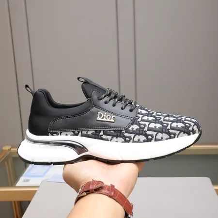 ディオール カジュアルシューズ