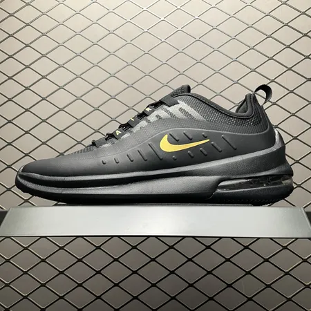 ナイキ スニーカー