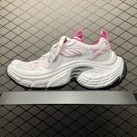 バレンシアガ スニーカー