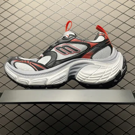 バレンシアガ スニーカー