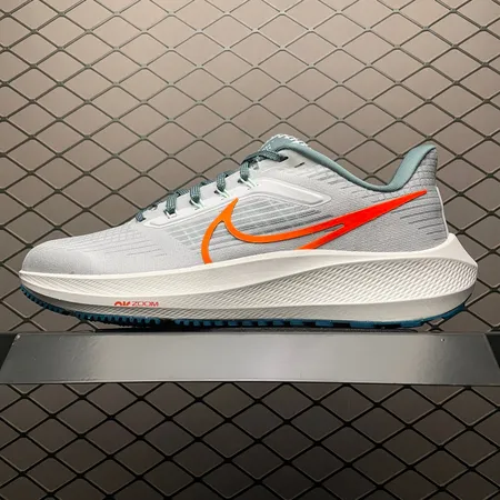 ナイキ スニーカー