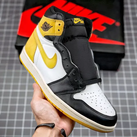 エアジョーダン スニーカー