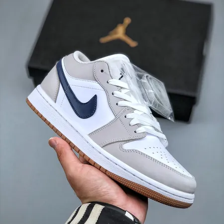 エアジョーダン スニーカー