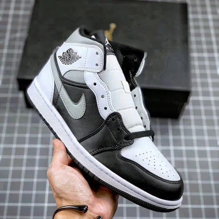 エアジョーダン スニーカー