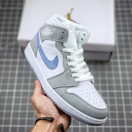 エアジョーダン スニーカー