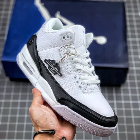 エアジョーダン スニーカー