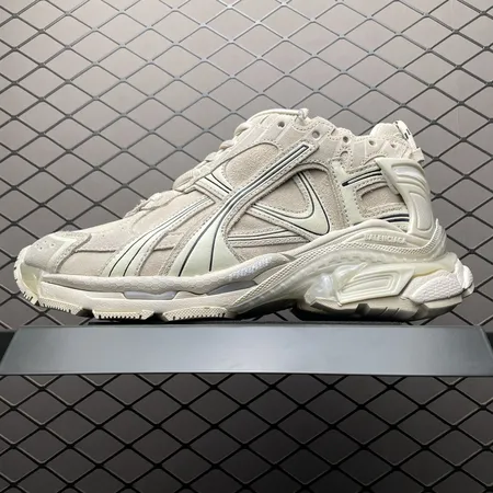 バレンシアガ スニーカー