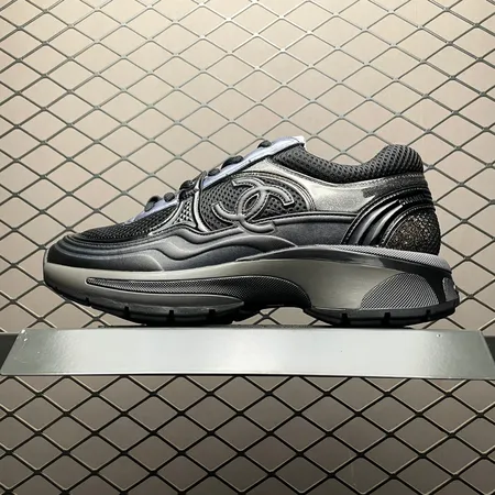 シャネル スニーカー