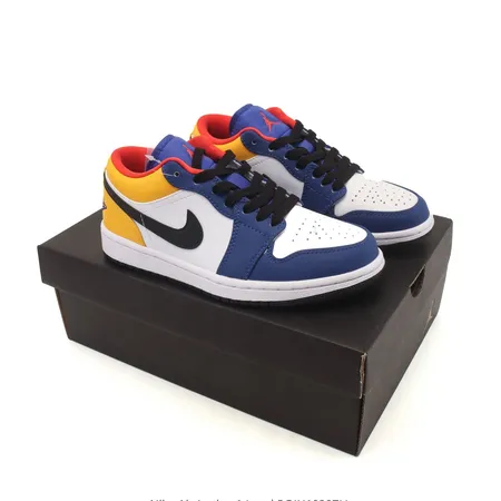 ナイキ スニーカー