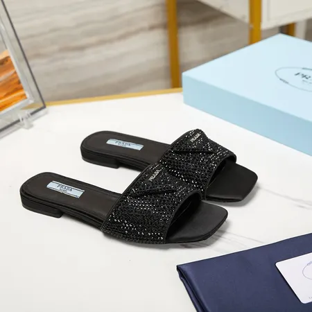 プラダ スリッパ