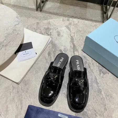 プラダ スリッパ