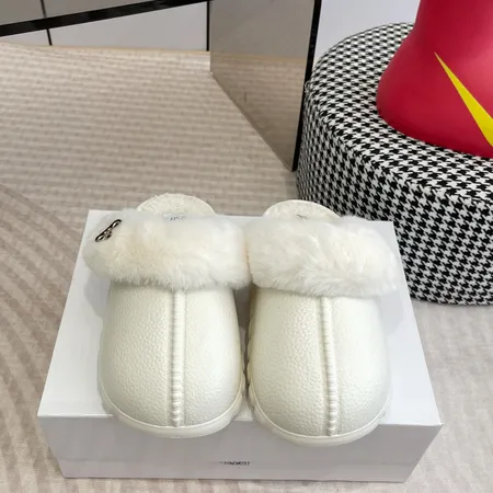 ロエベ スリッパ