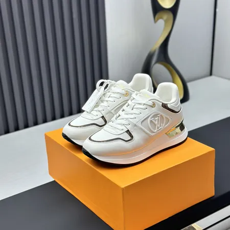 ルイヴィトン スニーカー