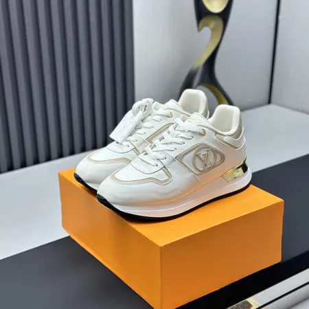 ルイヴィトン スニーカー