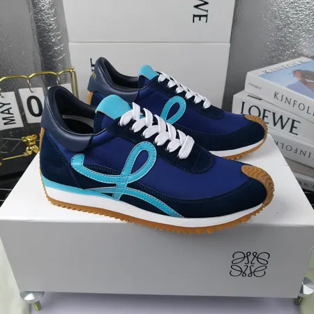 ロエベ カジュアルシューズ