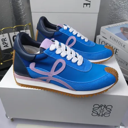 ロエベ カジュアルシューズ