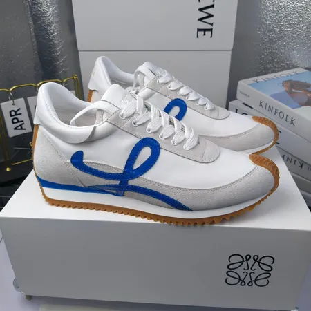 ロエベ カジュアルシューズ