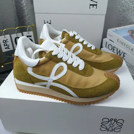 ロエベ カジュアルシューズ