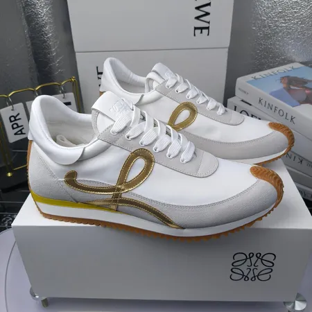 ロエベ カジュアルシューズ