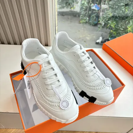 エルメス カジュアルシューズ