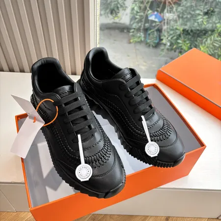 エルメス カジュアルシューズ