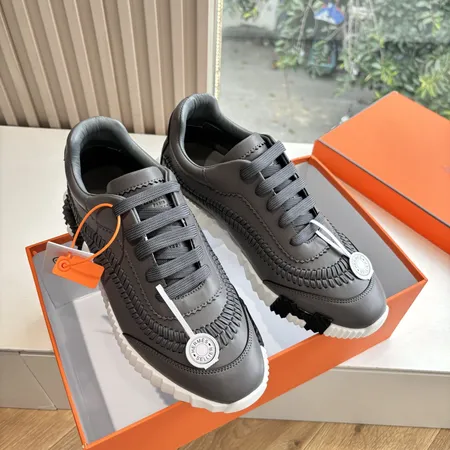 エルメス カジュアルシューズ