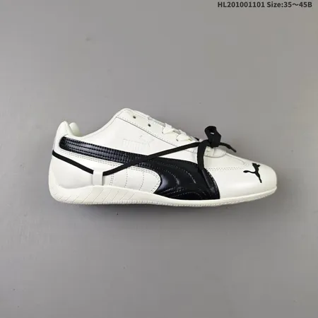 プーマ カジュアルシューズ