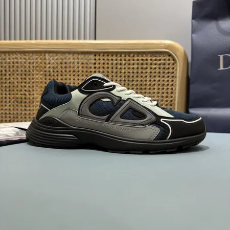 ディオール スニーカー