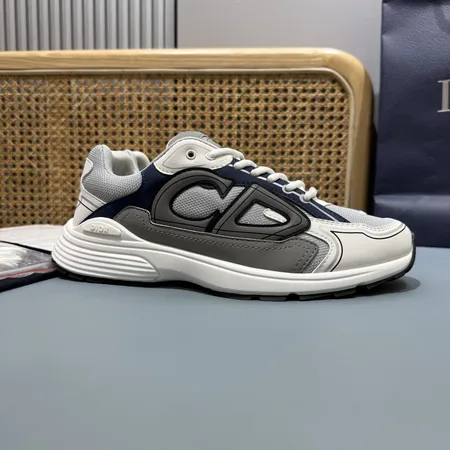 ディオール スニーカー