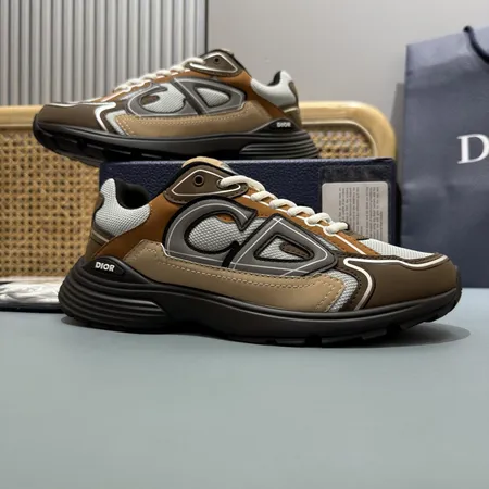 ディオール スニーカー