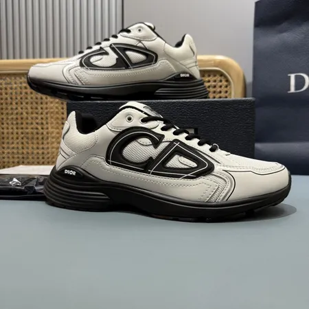 ディオール スニーカー