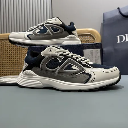 ディオール スニーカー