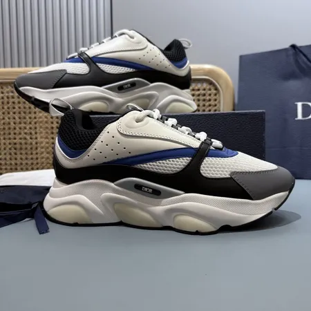 ディオール スニーカー