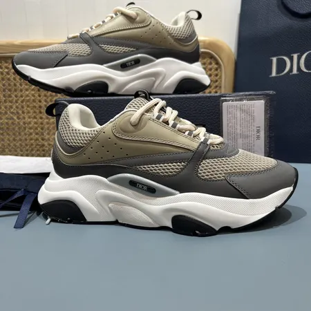 ディオール スニーカー