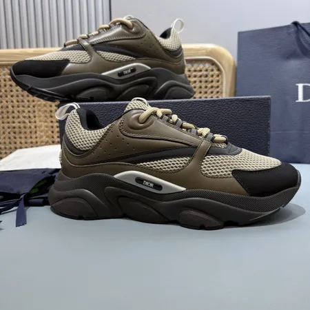 ディオール スニーカー