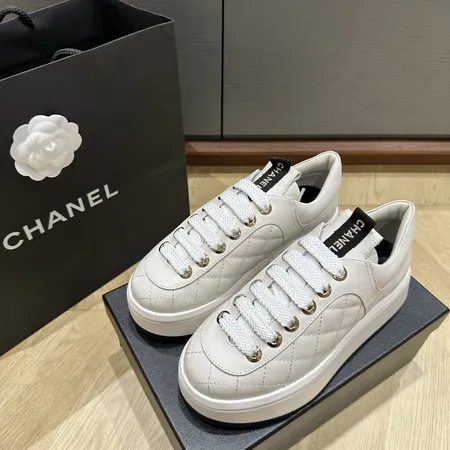 シャネル カジュアルシューズ