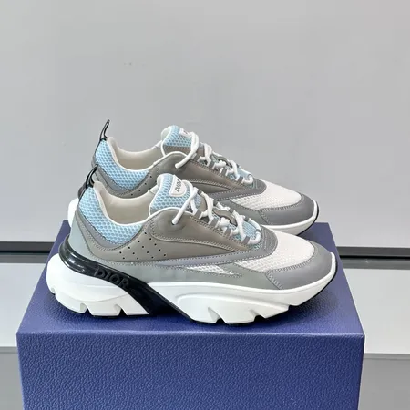 ディオール スニーカー