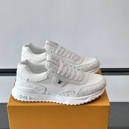 ルイヴィトン スニーカー