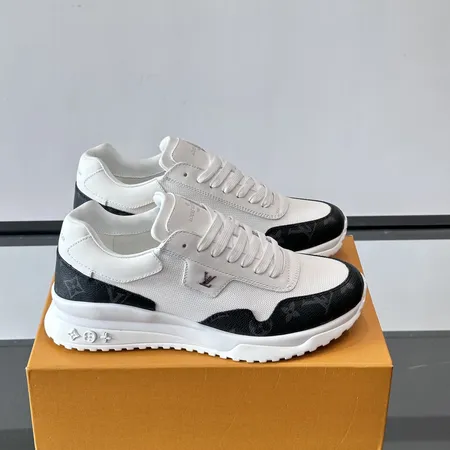 ルイヴィトン スニーカー