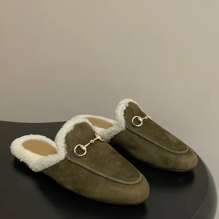 グッチ スリッパ