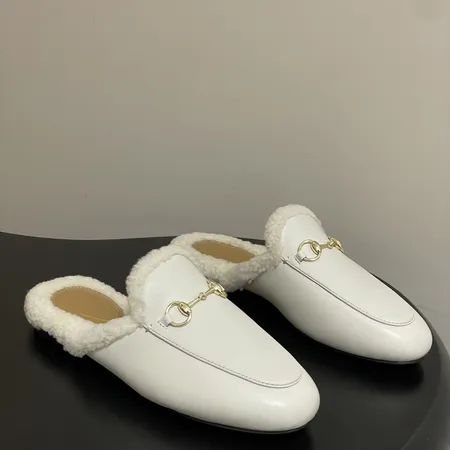 グッチ スリッパ