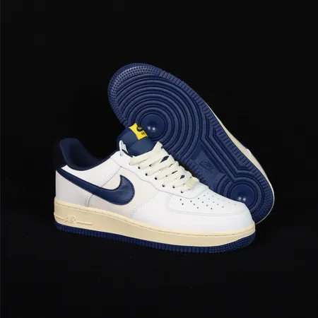 ナイキ カジュアルシューズ