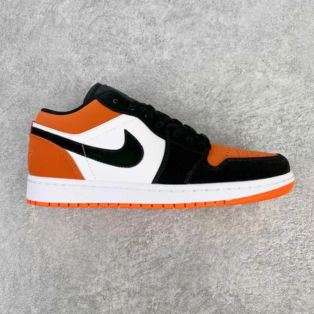 ナイキ カジュアルシューズ