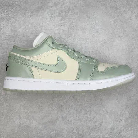 ナイキ カジュアルシューズ