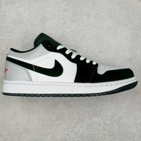 ナイキ カジュアルシューズ