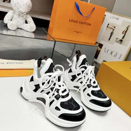 ルイヴィトン スニーカー